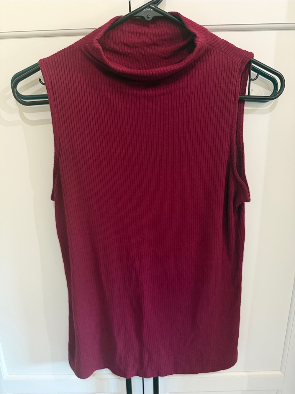 Bobeau Sleeveless Ribbed Turtleneck Top
